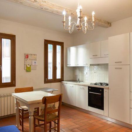 Graceful Apartment In The Heart Of Firenze Eksteriør bilde